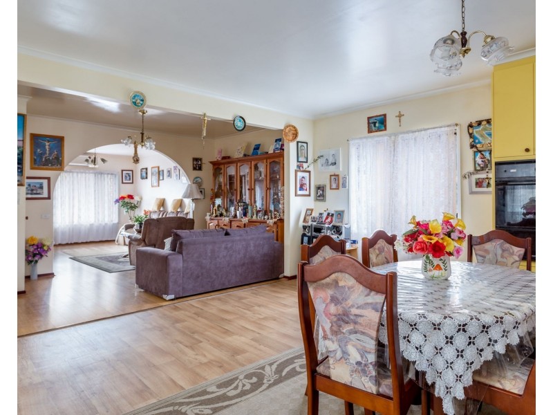 5 Yoorala Road, Rye VIC 3941