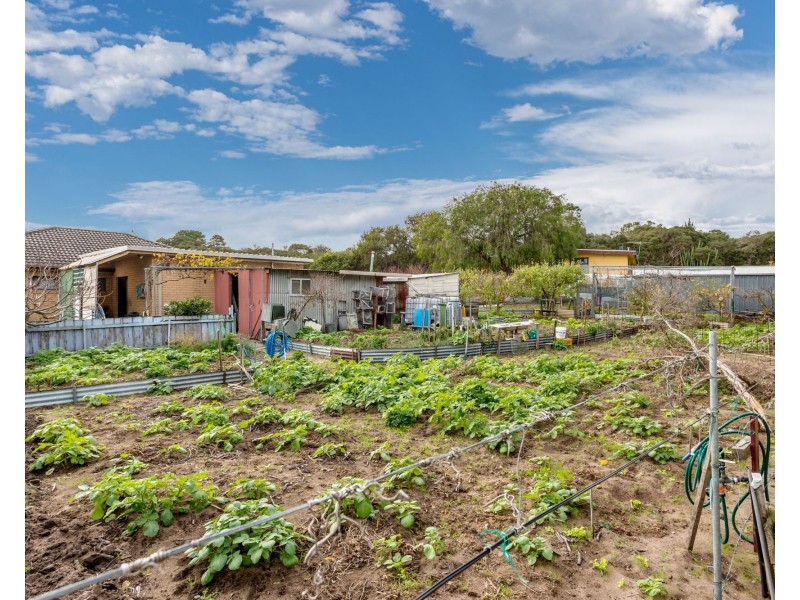 5 Yoorala Road, Rye VIC 3941