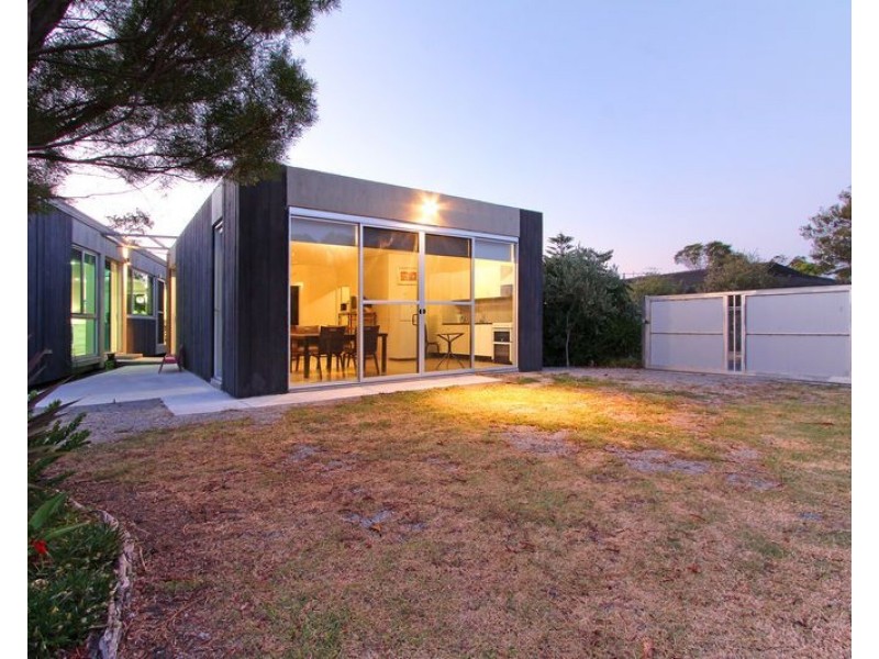 11A Daly Avenue, Rye VIC 3941