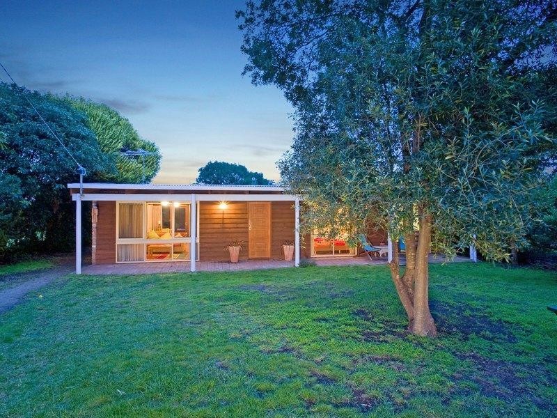 5 Prince Street, Blairgowrie VIC 3942