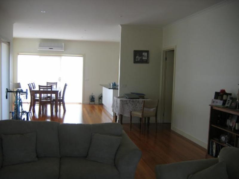 4 Yaringa Court, Rye VIC 3941