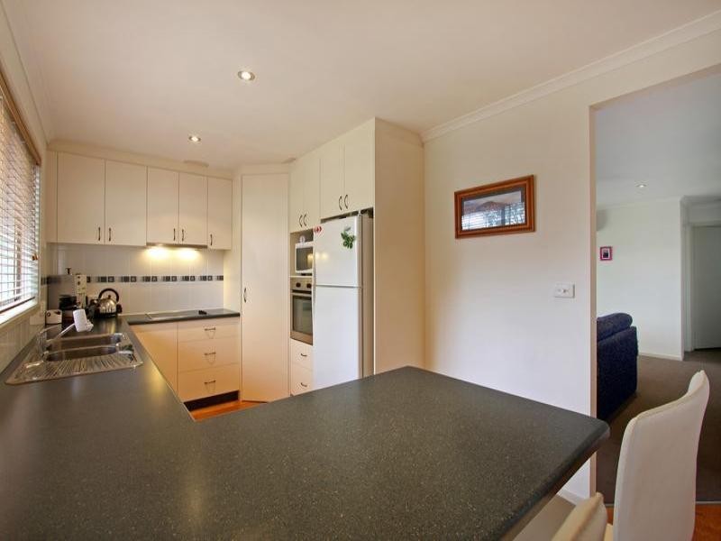 10 Bienias Cresent, Tootgarook VIC 3941