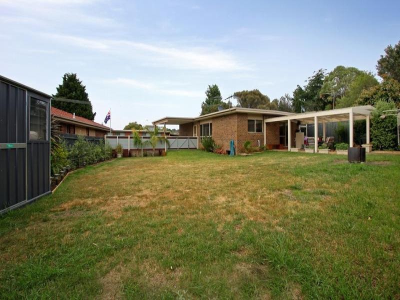 10 Bienias Cresent, Tootgarook VIC 3941