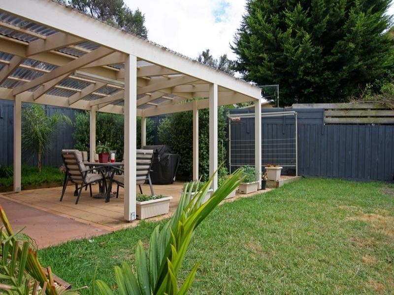 10 Bienias Cresent, Tootgarook VIC 3941