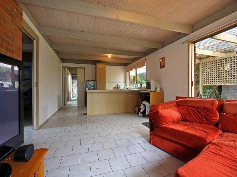 21 Cooraminta Road, Rye VIC 3941