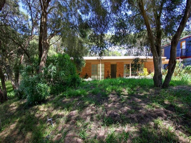 16 Betty Street, Rye VIC 3941