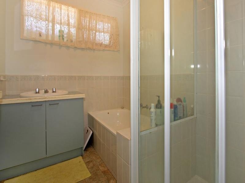 16 Betty Street, Rye VIC 3941