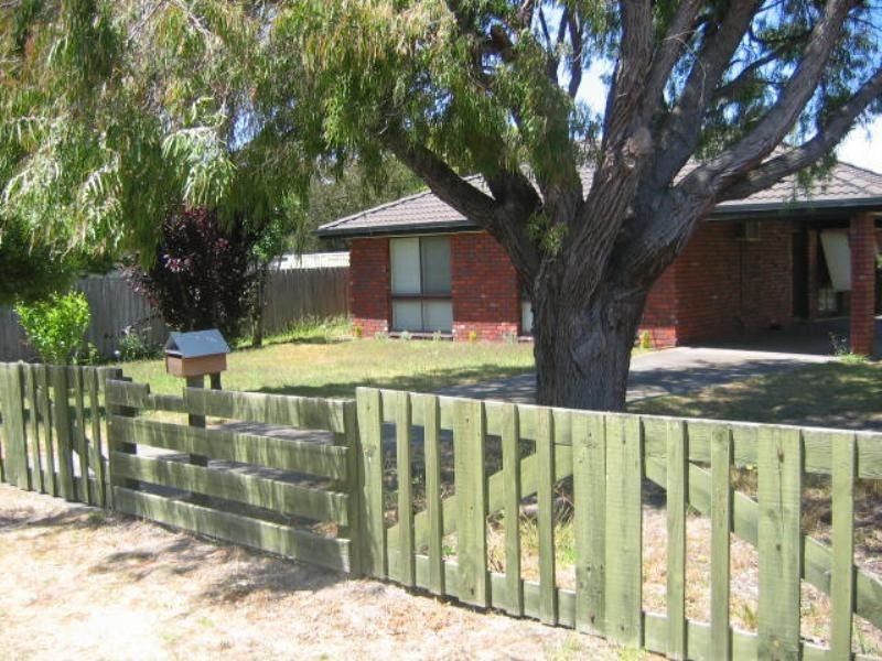 35 Alma Street, Tootgarook VIC 3941