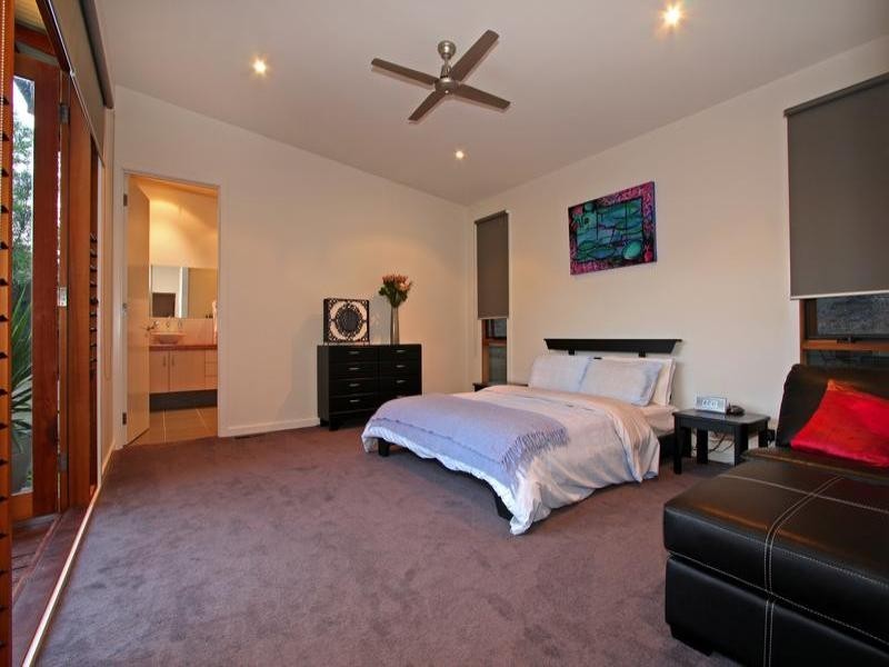 9 Kanburra Street, Rye VIC 3941