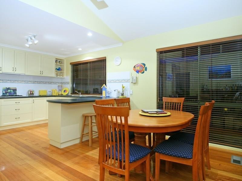 44 Alexander Avenue, Rye VIC 3941