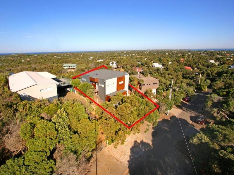 61 Owarra Street, Rye VIC 3941