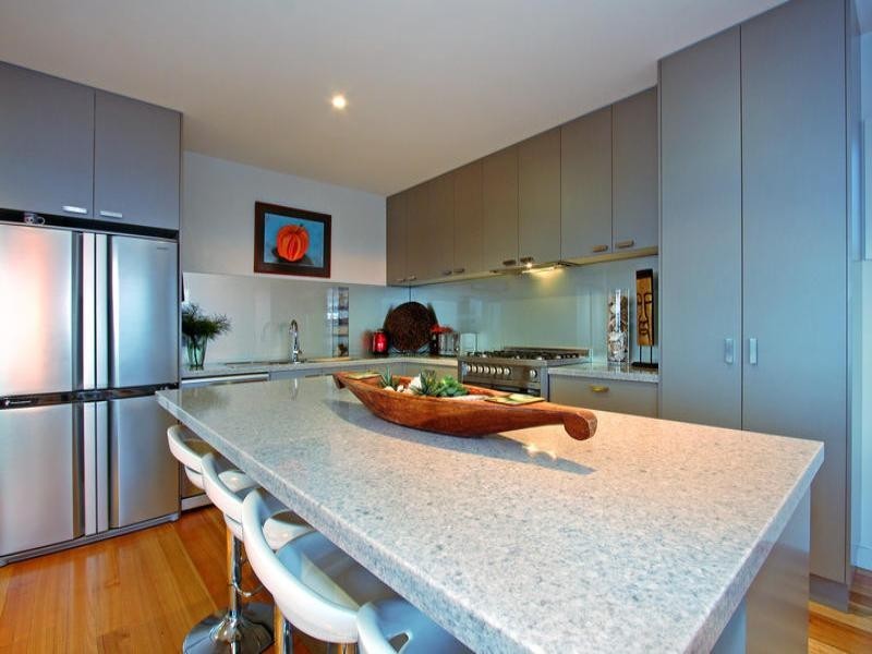 61 Owarra Street, Rye VIC 3941