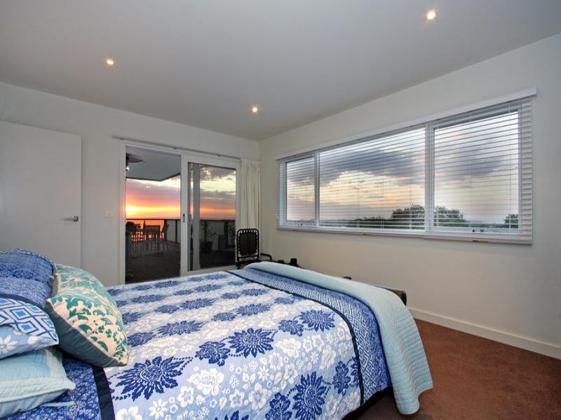 61 Owarra Street, Rye VIC 3941