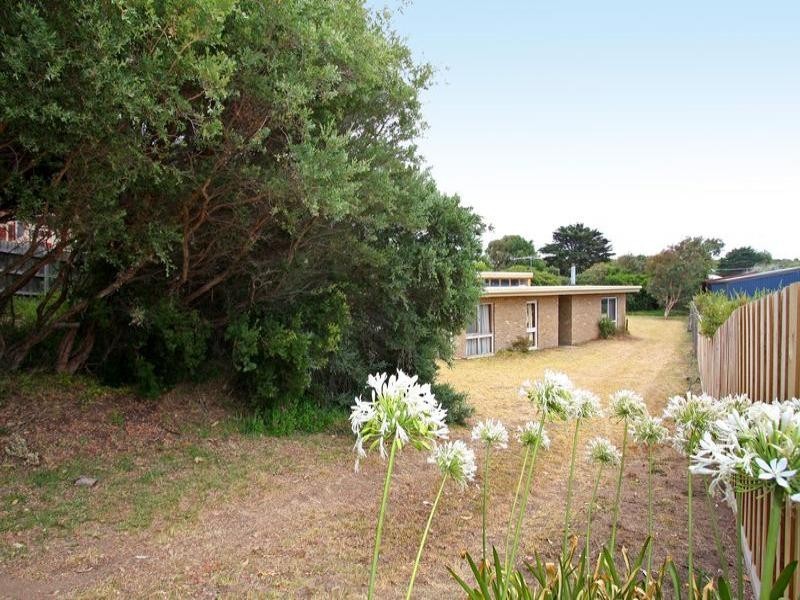 18 Tiberius Road, St Andrews Beach VIC 3941