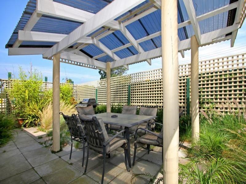 23 Weeroona Street, Rye VIC 3941