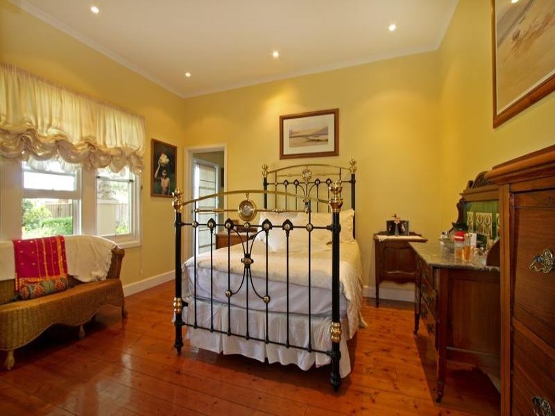 23 Weeroona Street, Rye VIC 3941