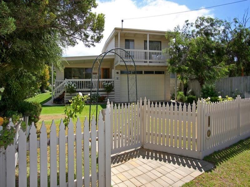 18 Flinders Street, Rye VIC 3941