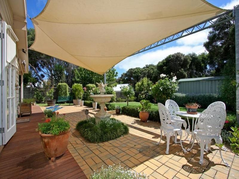 18 Flinders Street, Rye VIC 3941