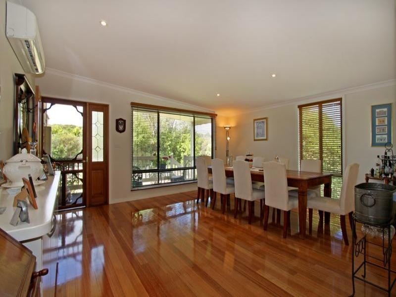 18 Flinders Street, Rye VIC 3941