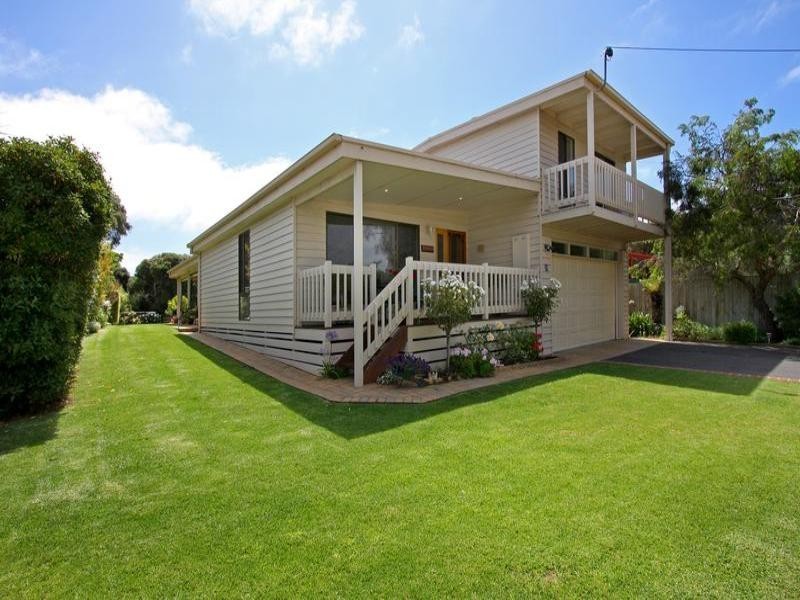 18 Flinders Street, Rye VIC 3941