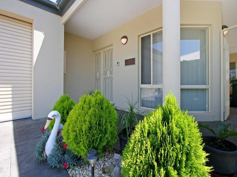 4 Sinclair Avenue, Rye VIC 3941