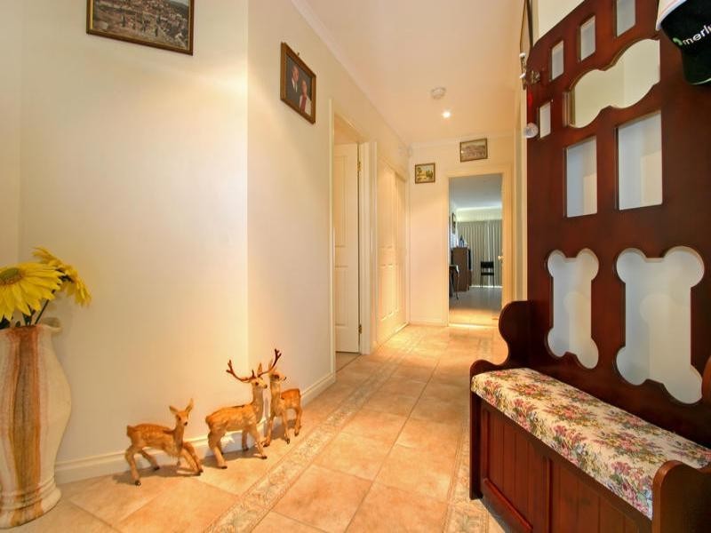 4 Sinclair Avenue, Rye VIC 3941