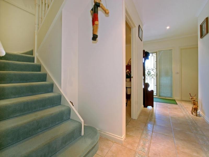 4 Sinclair Avenue, Rye VIC 3941