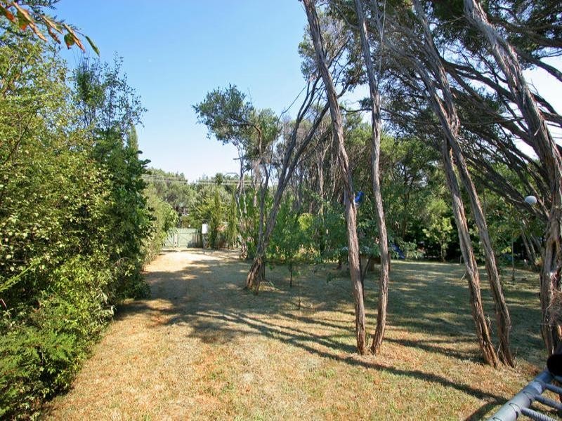 8 Clematis Court, Rye VIC 3941