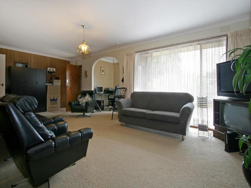 17 Yooralla Road, Rye VIC 3941