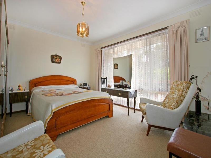 17 Yooralla Road, Rye VIC 3941