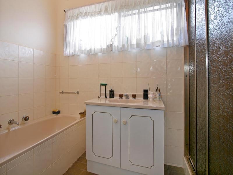 17 Yooralla Road, Rye VIC 3941