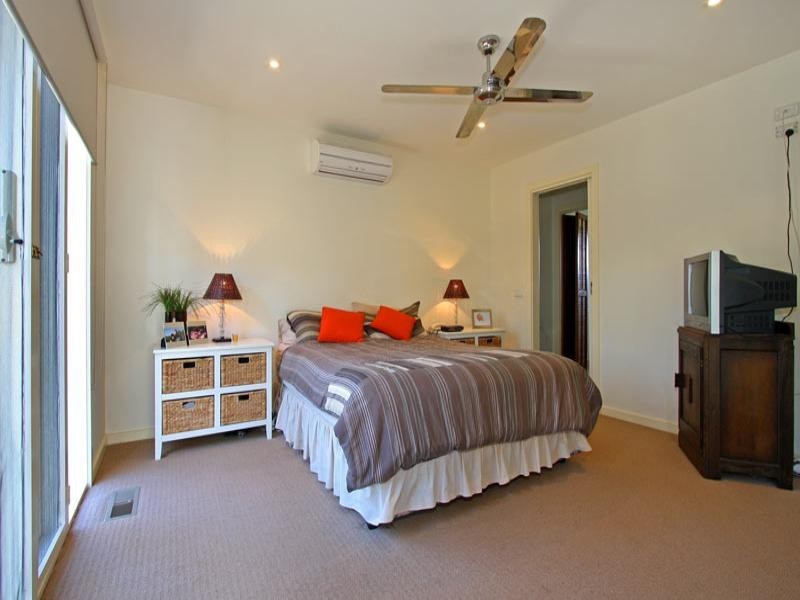 5 Dunlane Court, Rye VIC 3941