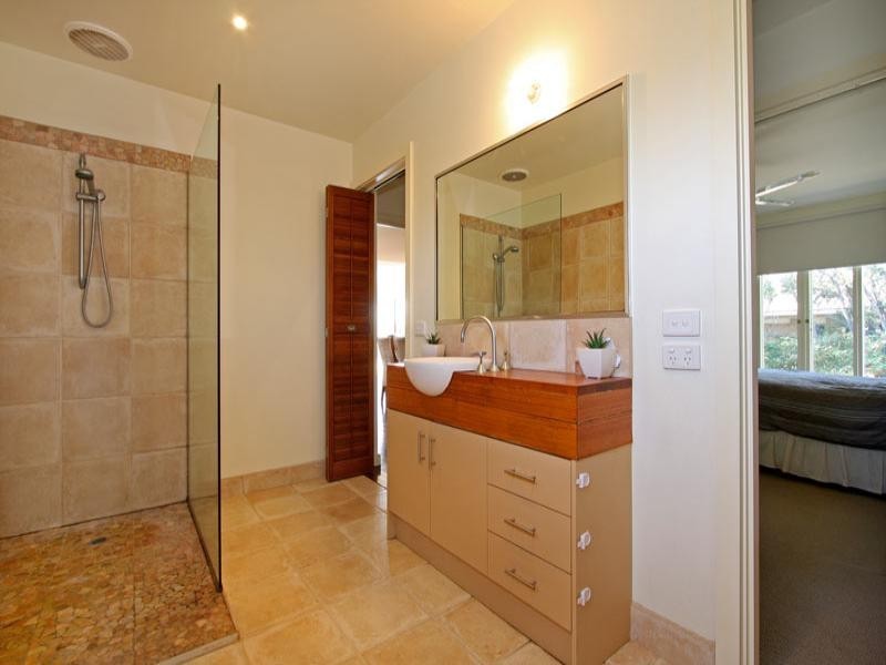 5 Dunlane Court, Rye VIC 3941