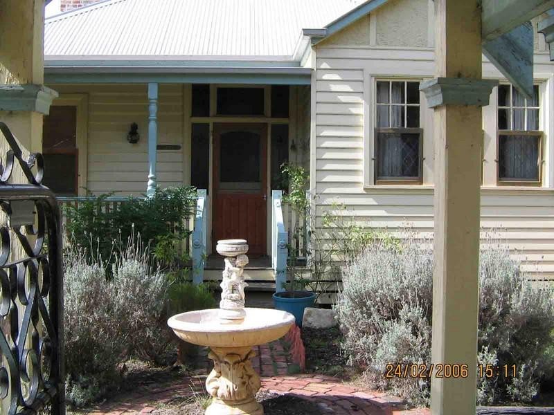 20 Fern Grove, Rye VIC 3941