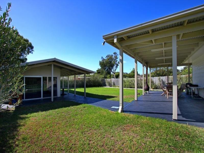 10 Melville Street, Tootgarook VIC 3941