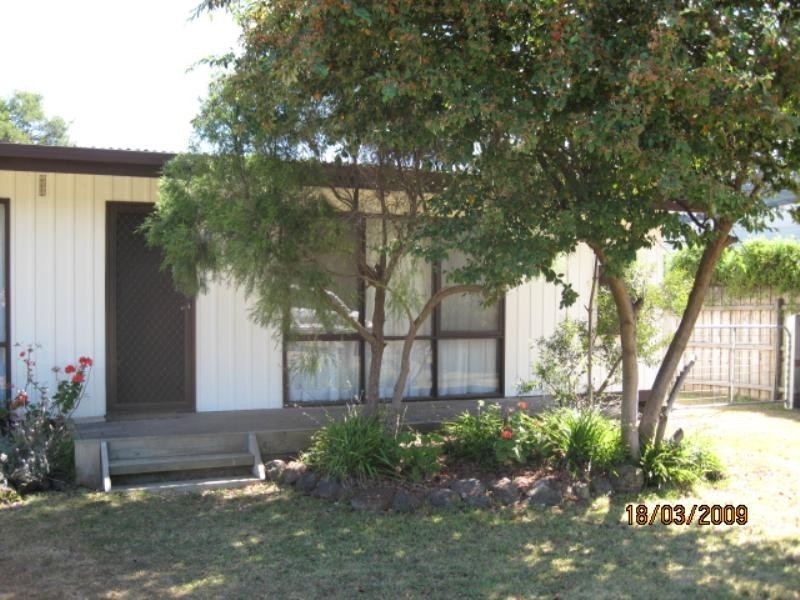 4 Doe Street, Rye VIC 3941