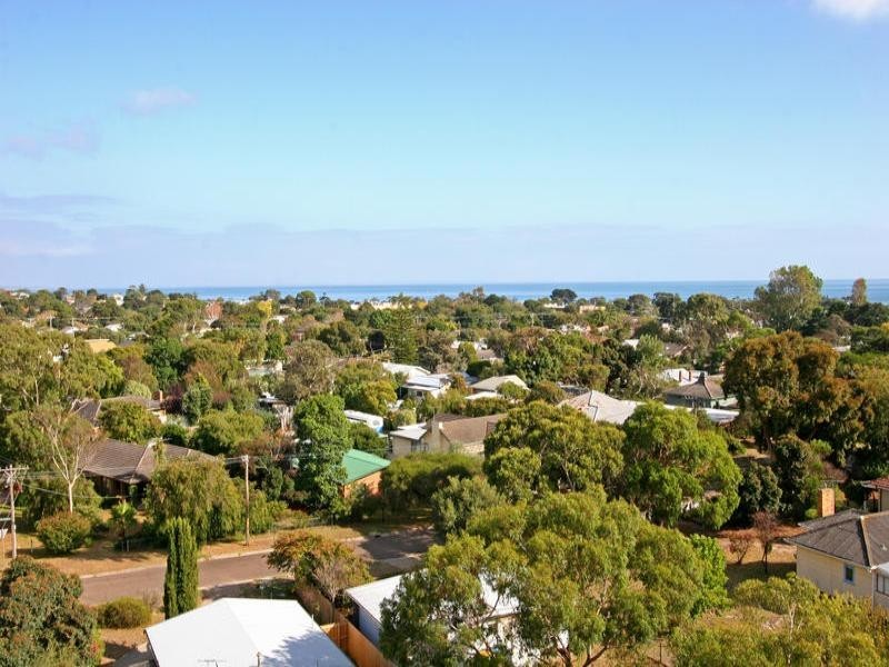 4 Leon Avenue, Rosebud VIC 3939