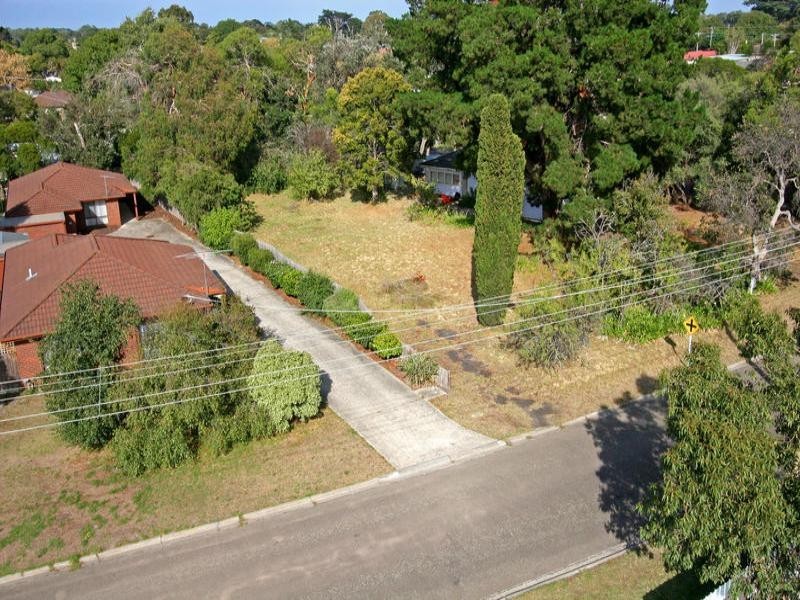 4 Leon Avenue, Rosebud VIC 3939