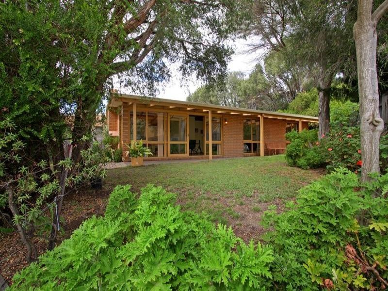 9 Bachli Street, Rye VIC 3941