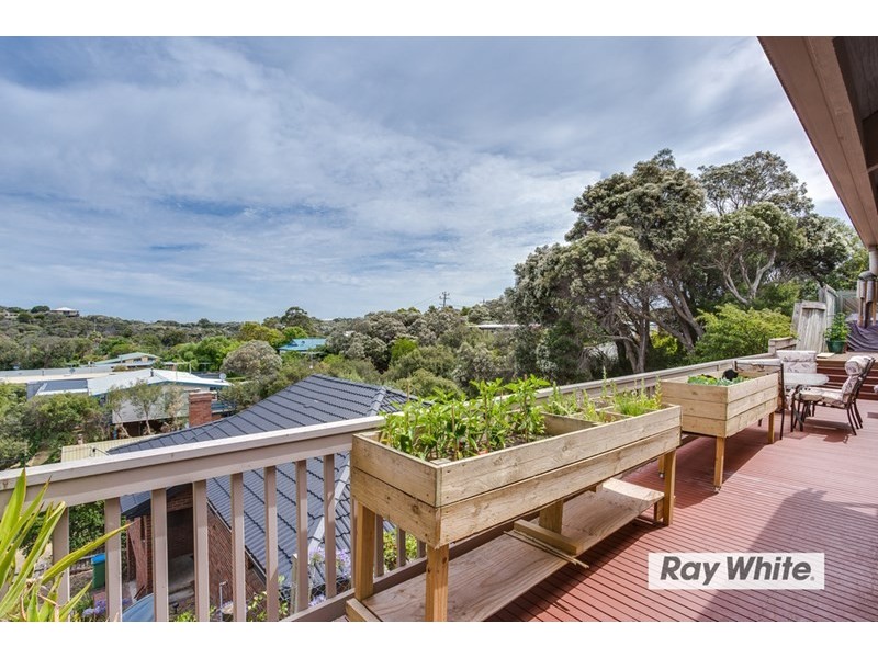 25 Tinapher Drive, Rye VIC 3941