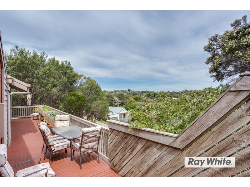 25 Tinapher Drive, Rye VIC 3941