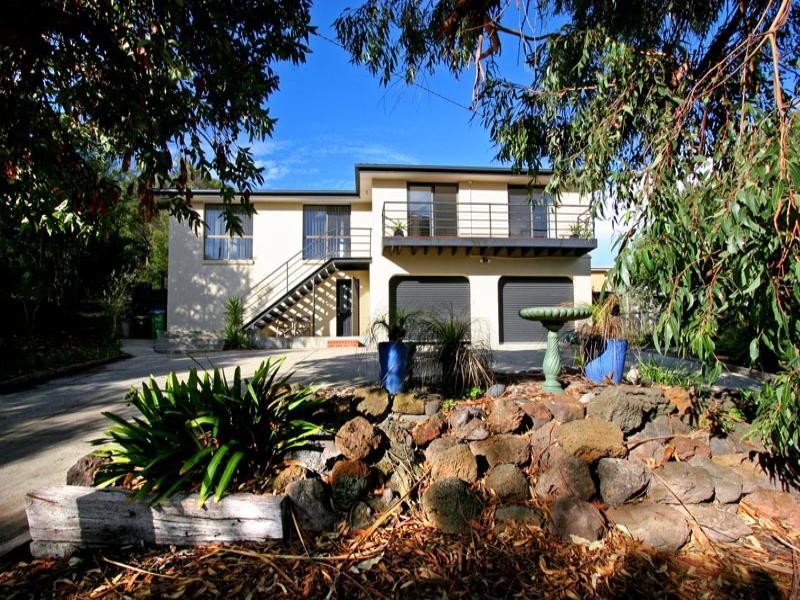 24 Crestview Court, Rye VIC 3941