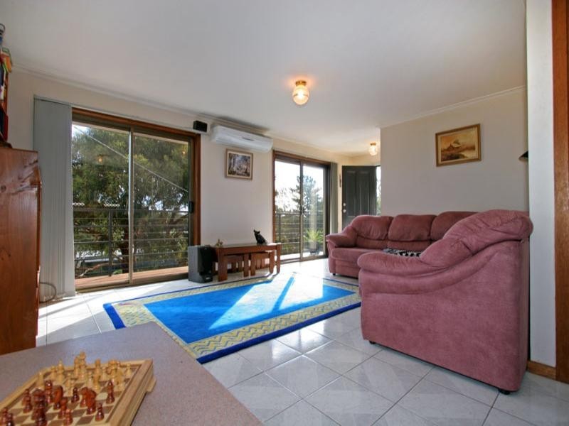 24 Crestview Court, Rye VIC 3941