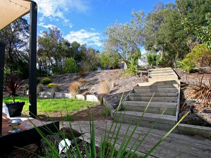 24 Crestview Court, Rye VIC 3941