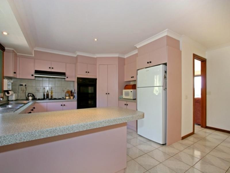 24 Crestview Court, Rye VIC 3941