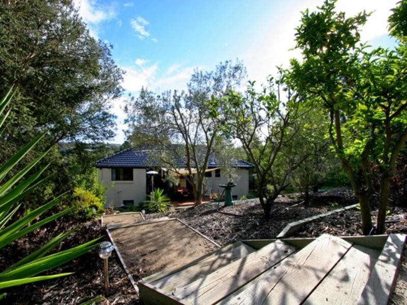 24 Crestview Court, Rye VIC 3941