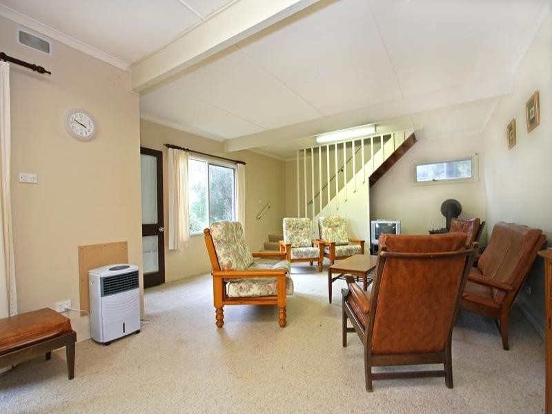 30 Whitehead Street, Blairgowrie VIC 3942