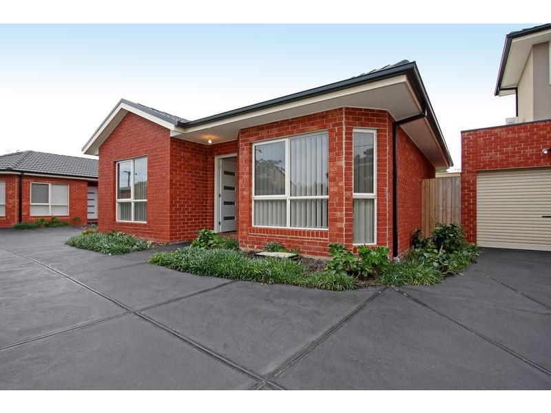 1/48 Broadway, Rosebud West VIC 3940
