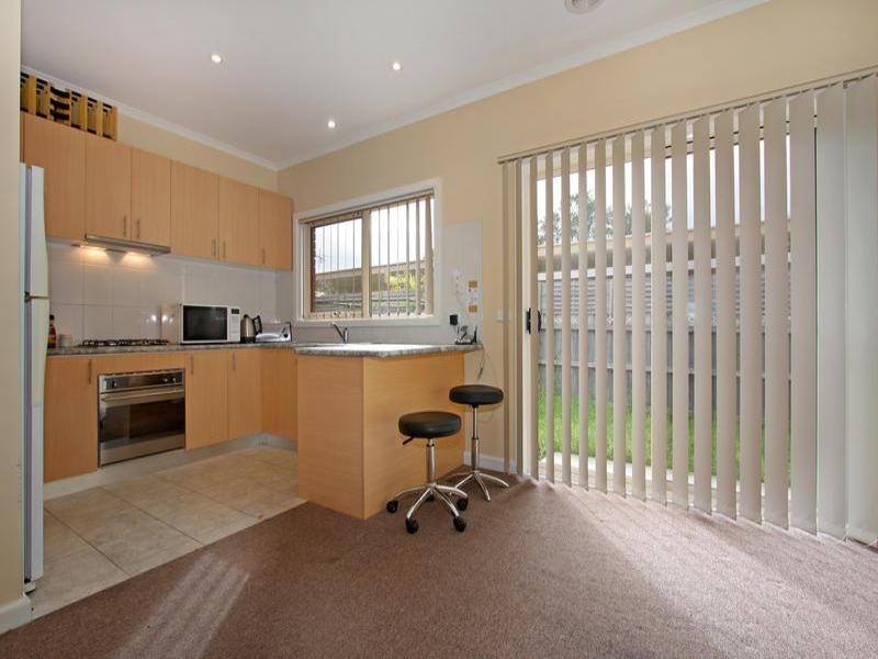 2/48 Broadway, Rosebud West VIC 3940