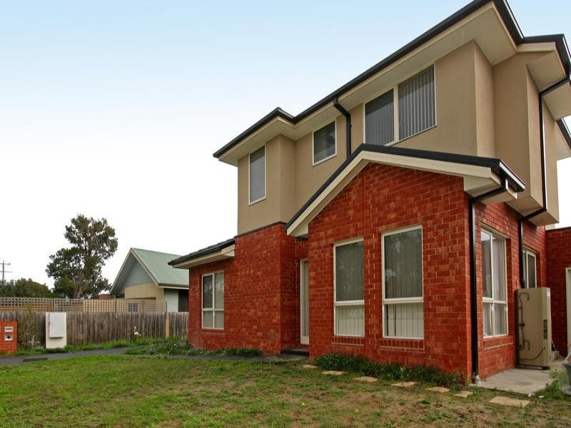 2/48 Broadway, Rosebud West VIC 3940